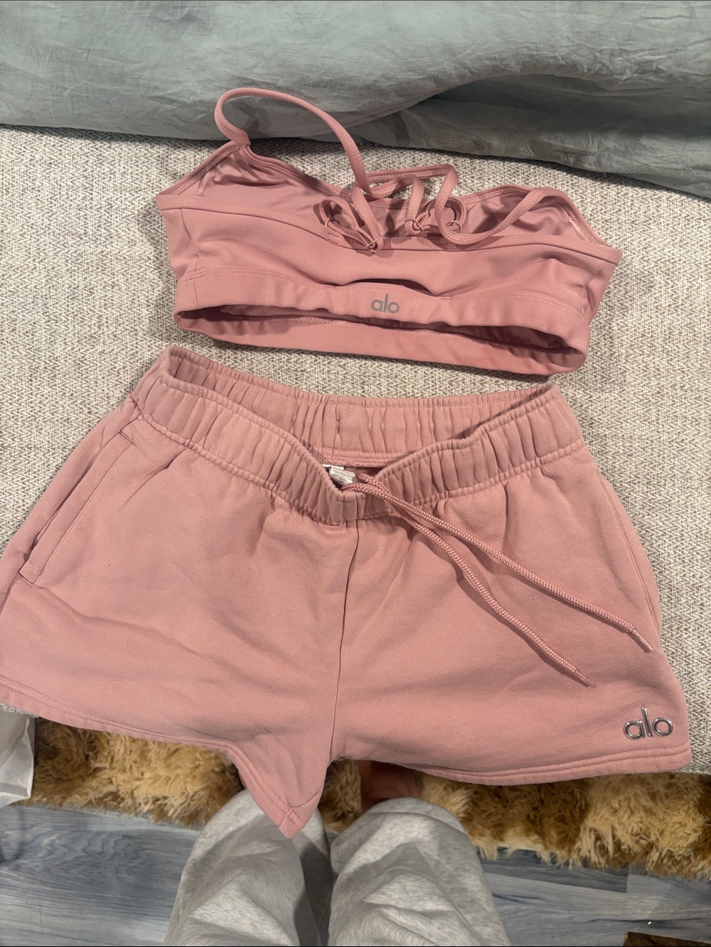ALO Yoga Dusty Pink Athletic Lounge Set